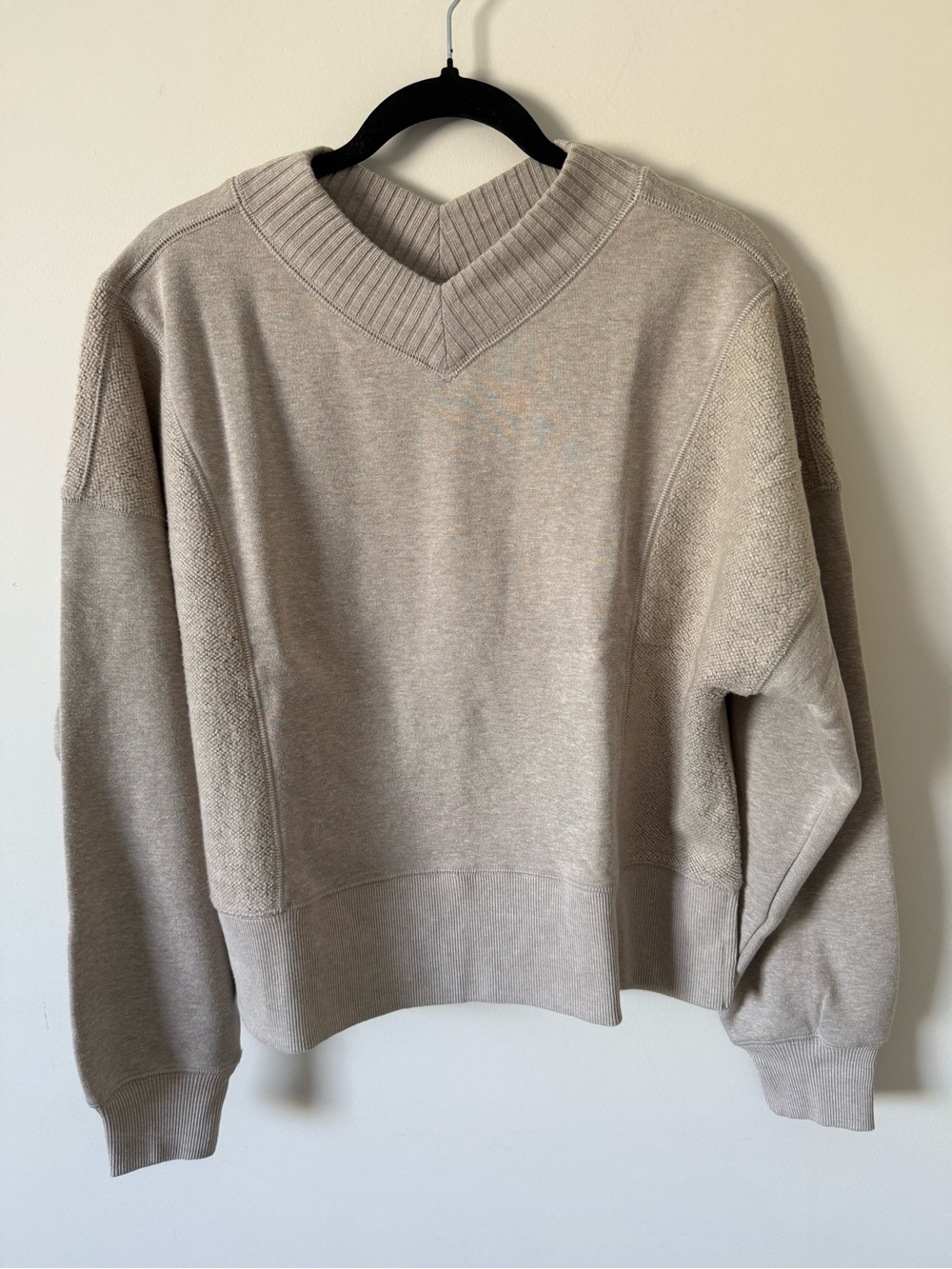Aerie Après-Chill Sweatshirt - Picture 2 of 7